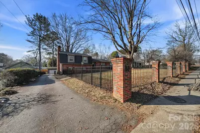 1215 6th Street NW, Hickory, NC 28601 - Photo 34