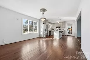 1215 6th St NW, Hickory, NC 28601 - Photo 36