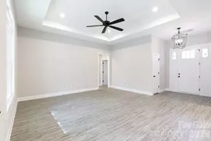 502 Squaw Ln, Edgemoor, SC 29712 - Photo 8