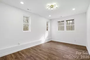 704 W Border St, Dallas, NC 28034 - Photo 28