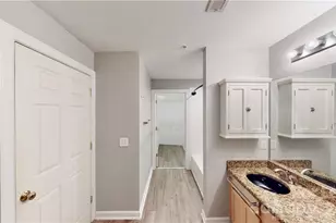 718 W Trade St, Charlotte, NC 28202 - Photo 18