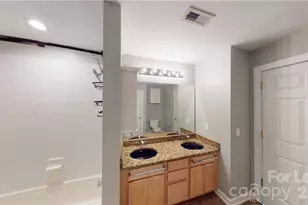 718 W Trade St, Charlotte, NC 28202 - Photo 20