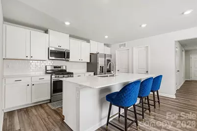 10136 Chatham Run Lane, Charlotte, NC 28262 - Photo 10