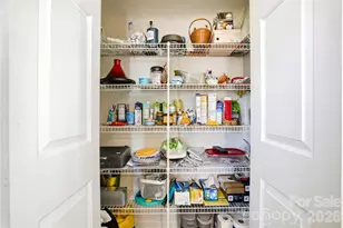 8812 Norway Ct, Charlotte, NC 28269 - Photo 14