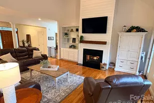 3020 N Ridge Ct, Lincolnton, NC 28092 - Photo 8