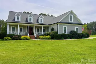 3020 N Ridge Ct, Lincolnton, NC 28092 - Photo 2