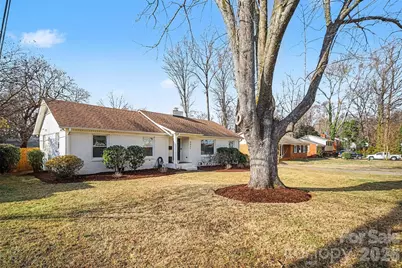 4532 Carriage Drive Circle, Charlotte, NC 28205 - Photo 2