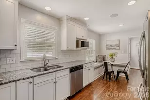 2712 Creekbed Ln, Charlotte, NC 28210 - Photo 8