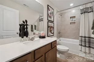 5853 Tuckaseegee Rd, Charlotte, NC 28208 - Photo 12