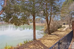 617 Crosswater Ln, Fort Mill, SC 29708 - Photo 38