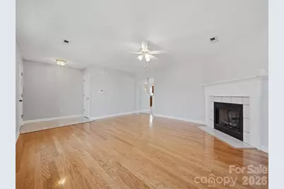 1968 8th Street Lane SE, Hickory, NC 28602 - Photo 6