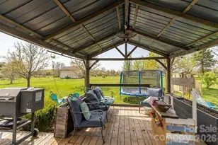 2877 Cabin Creek Dr, Catawba, NC 28609 - Photo 6