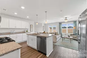 3005 Kingsfield Rd, Charlotte, NC 28208 - Photo 2