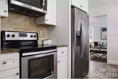 4401 Somerdale Lane, Charlotte, NC 28205 - Photo 8