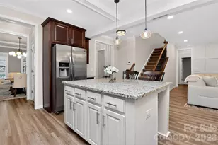 1309 Huntcliff Dr, Waxhaw, NC 28173 - Photo 4