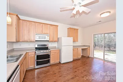 2308 Savannah Hills Drive, Matthews, NC 28105 - Photo 8