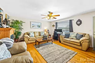 46 Sunny Acres Dr, Etowah, NC 28729 - Photo 8