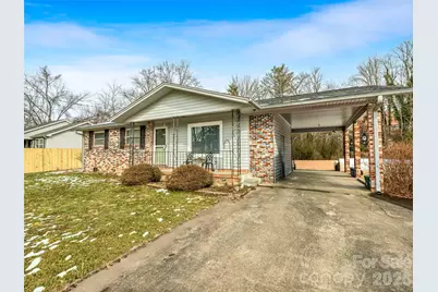 46 Sunny Acres Drive, Etowah, NC 28729 - Photo 2