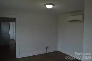 709 Elm St, Statesville, NC 28677 - Photo 4