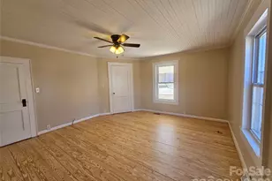 208 W Main St, Lawndale, NC 28090 - Photo 14