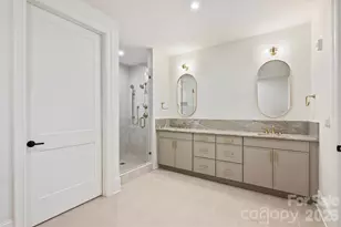 409 Queens Rd, Charlotte, NC 28207 - Photo 32