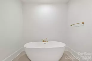 409 Queens Rd, Charlotte, NC 28207 - Photo 30