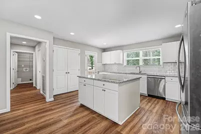 931 E Front Street, Statesville, NC 28677 - Photo 4