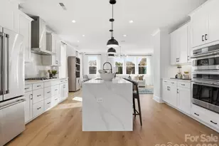 8034 Thimbleweed Cir, Charlotte, NC 28277 - Photo 22