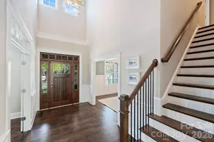 2244 Rock Creek Dr, Charlotte, NC 28226 - Photo 4