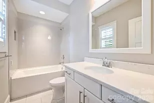 2244 Rock Creek Dr, Charlotte, NC 28226 - Photo 40