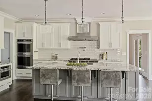 2244 Rock Creek Dr, Charlotte, NC 28226 - Photo 12