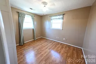 1113 Pecan St, Conover, NC 28613 - Photo 16