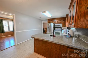 1113 Pecan St, Conover, NC 28613 - Photo 8