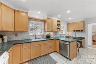 7201 Terrace Dr, Charlotte, NC 28211 - Photo 8