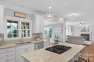 1201 Toteros Dr, Waxhaw, NC 28173 - Photo 10