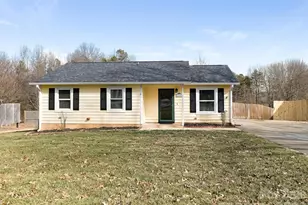 8446 Clear Meadow Ln, Charlotte, NC 28227 - Photo 1