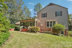 104 Finley St, Hendersonville, NC 28739 - Photo 6