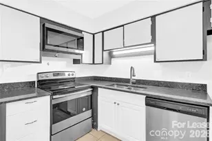 1921 Mereview Ct, Charlotte, NC 28210 - Photo 6