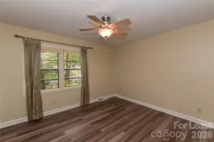 2630 Fernbank Dr, Charlotte, NC 28226 - Photo 4