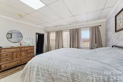 43 Phillips Street, Franklin, NC 28734 - Photo 18