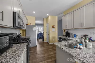 9839 Oak Barrel Lane, Charlotte, NC 28215 - Photo 6