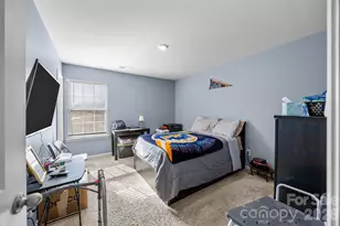 9839 Oak Barrel Ln, Charlotte, NC 28215 - Photo 8