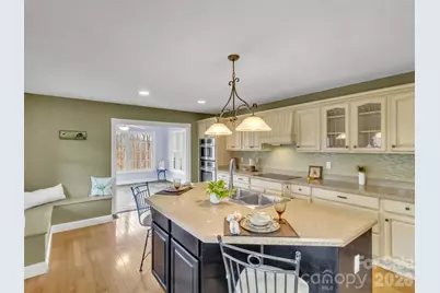 303 E Forest Place #13, Candler, NC 28715 - Photo 10