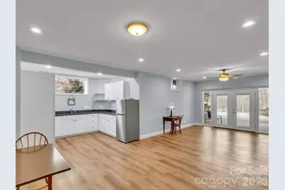 303 E Forest Place #13, Candler, NC 28715 - Photo 36