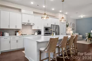 13114 Kornegy Dr, Charlotte, NC 28277 - Photo 2