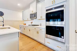 6415 Barcelona Wy, Charlotte, NC 28214 - Photo 6