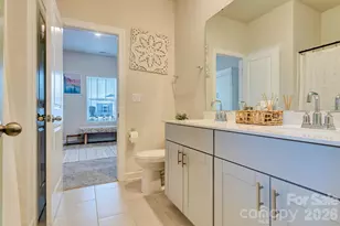 6415 Barcelona Wy, Charlotte, NC 28214 - Photo 16