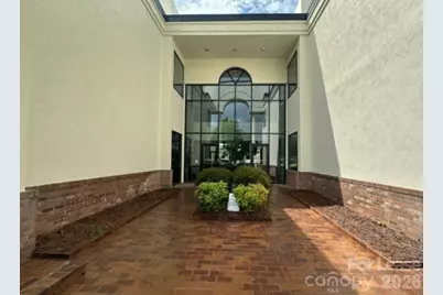 2101 Sardis Rd N Alt Road N, Charlotte, NC 28227 - Photo 2