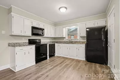 5931 Amity Place, Charlotte, NC 28212 - Photo 6