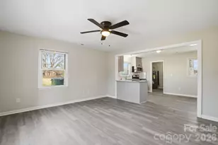 3701 Shoup Ct, Charlotte, NC 28216 - Photo 2